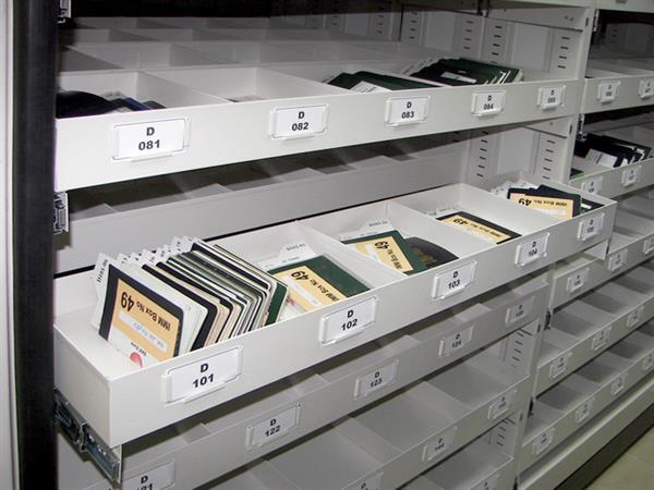 کشو فایل همراه با دیوایدر